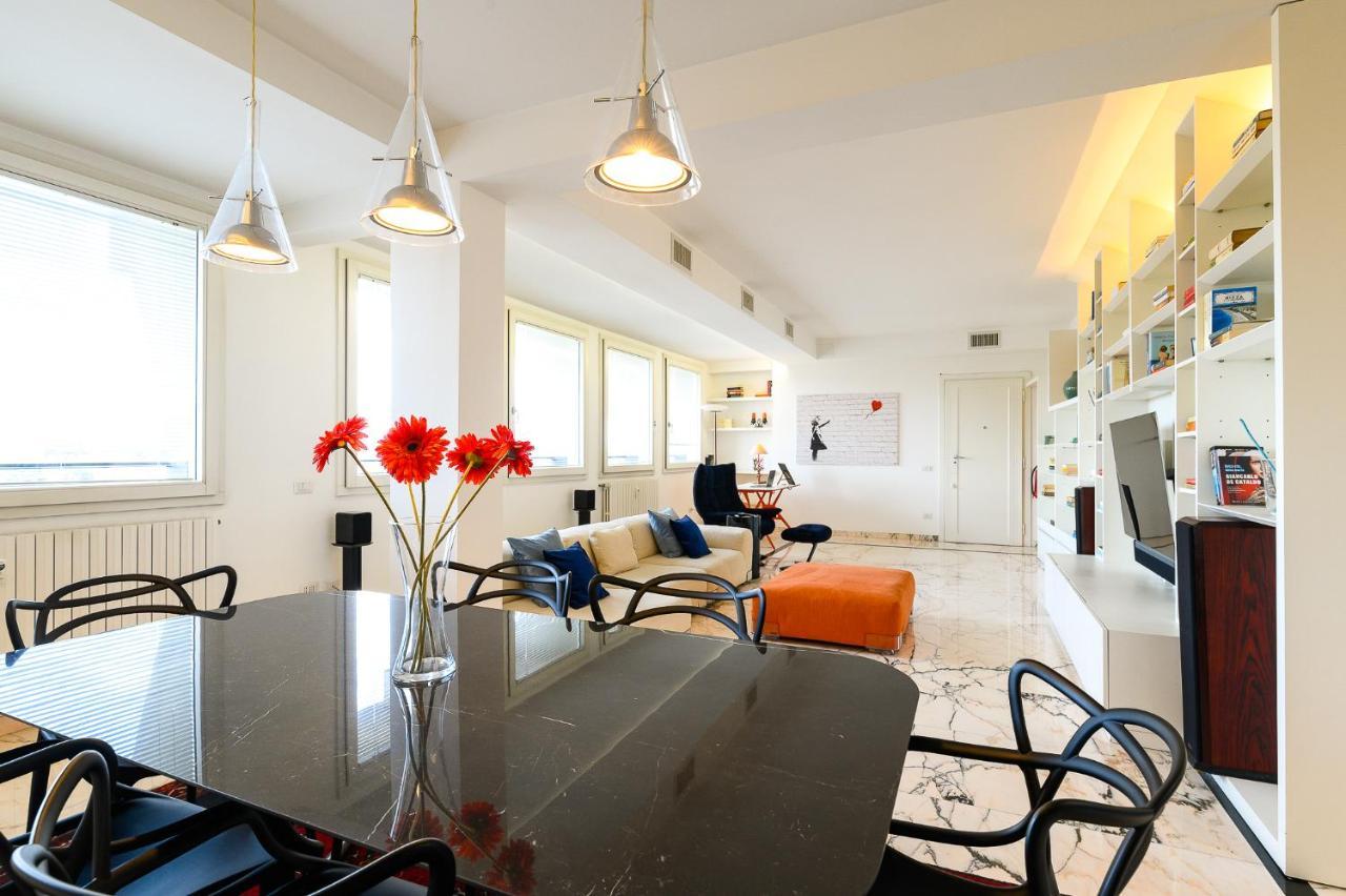 Peaceful Penthouse With Garage By Ndp Rent Daire Roma Dış mekan fotoğraf